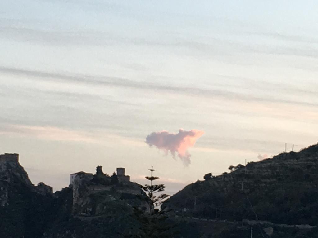 Bed&Breakfast La Casetta SantʼAlessio Siculo Esterno foto