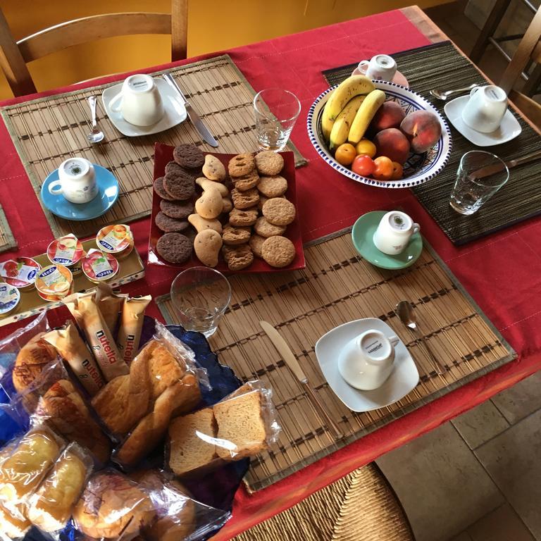 Bed&Breakfast La Casetta SantʼAlessio Siculo Esterno foto