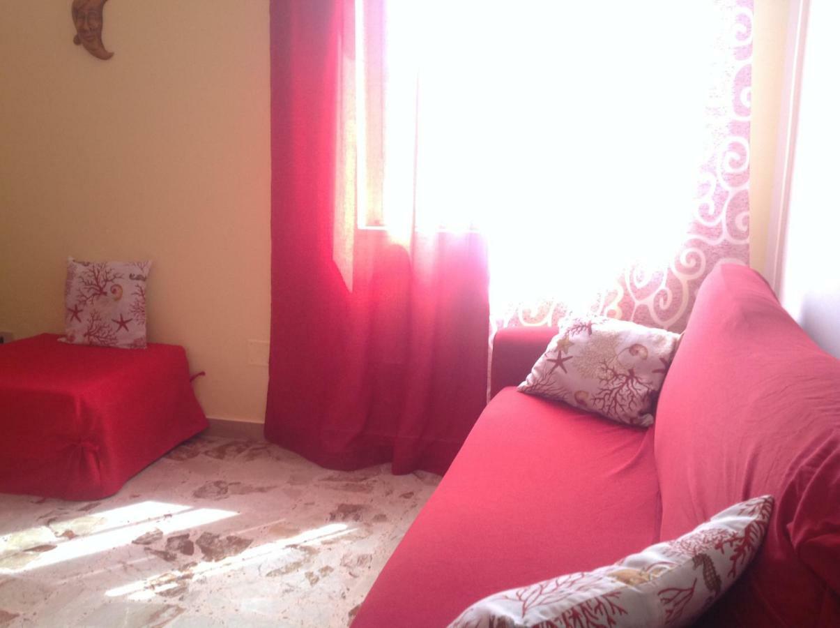 Bed&Breakfast La Casetta SantʼAlessio Siculo Esterno foto