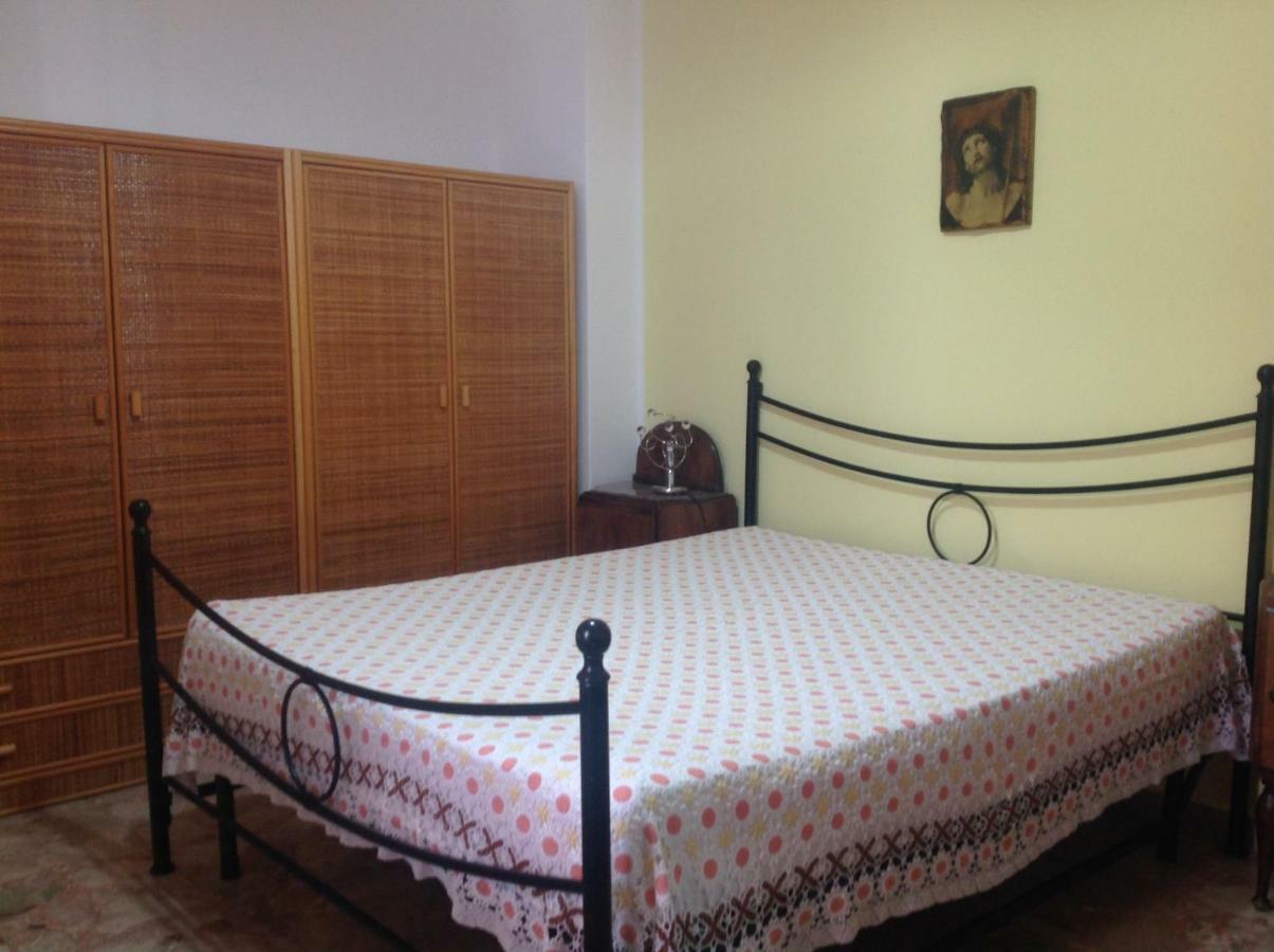 Bed&Breakfast La Casetta SantʼAlessio Siculo Esterno foto